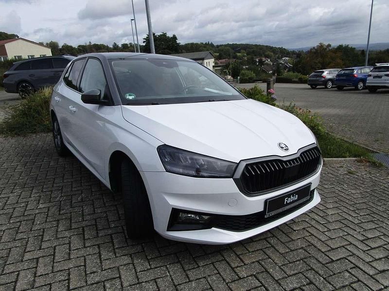 Gebraucht Skoda Fabia Style 110 PS (80 kW) 2023 Weiß Kleinwagen