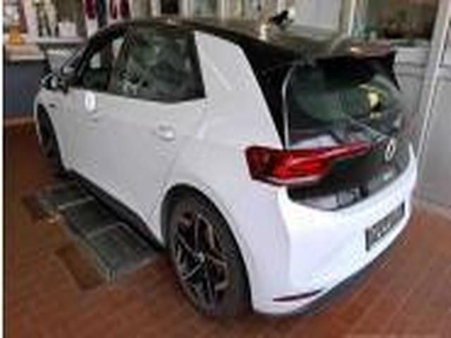 Gebraucht VW ID.3 Pure 110 kW (150 PS) 2021 Gletscherweiß Kleinwagen