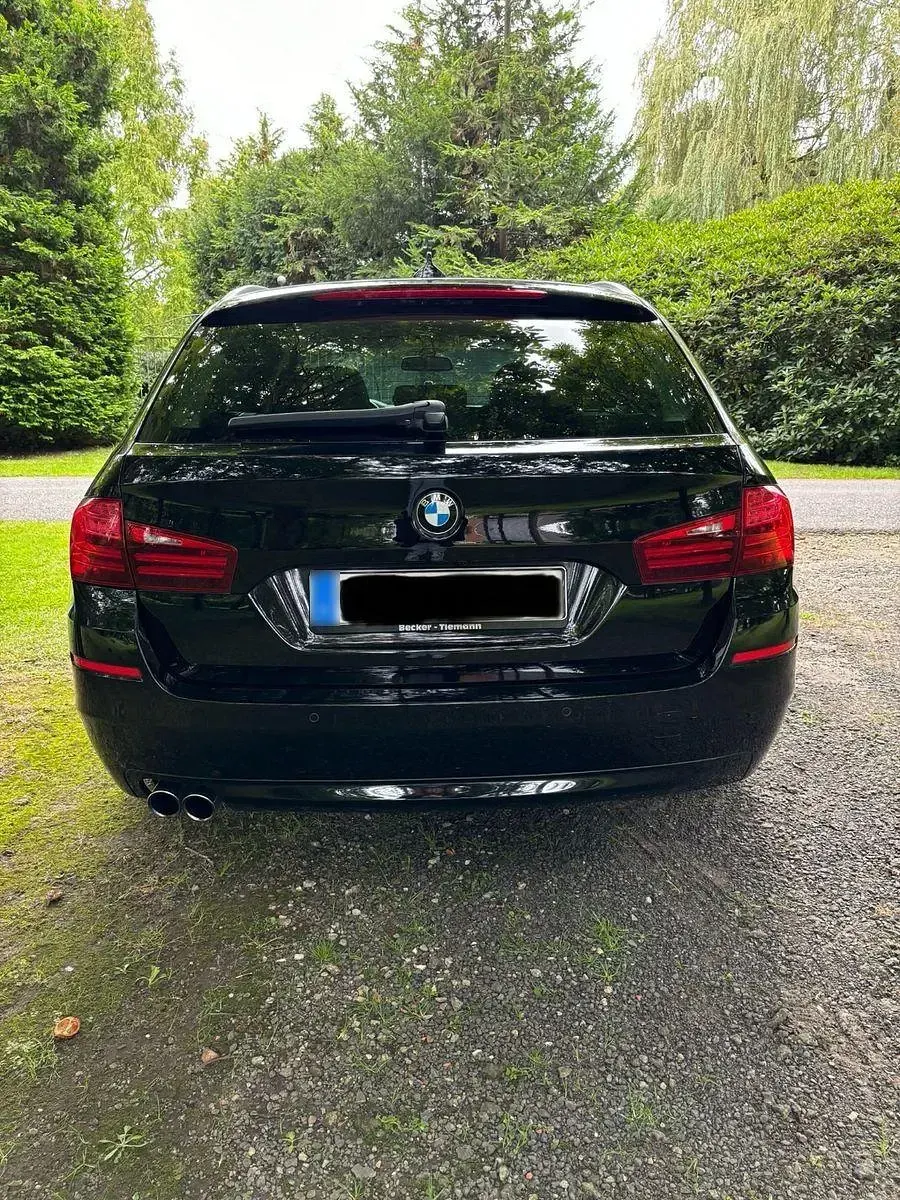 Gebraucht BMW 520 190 PS (139 kW) 2015 Schwarz Limousine