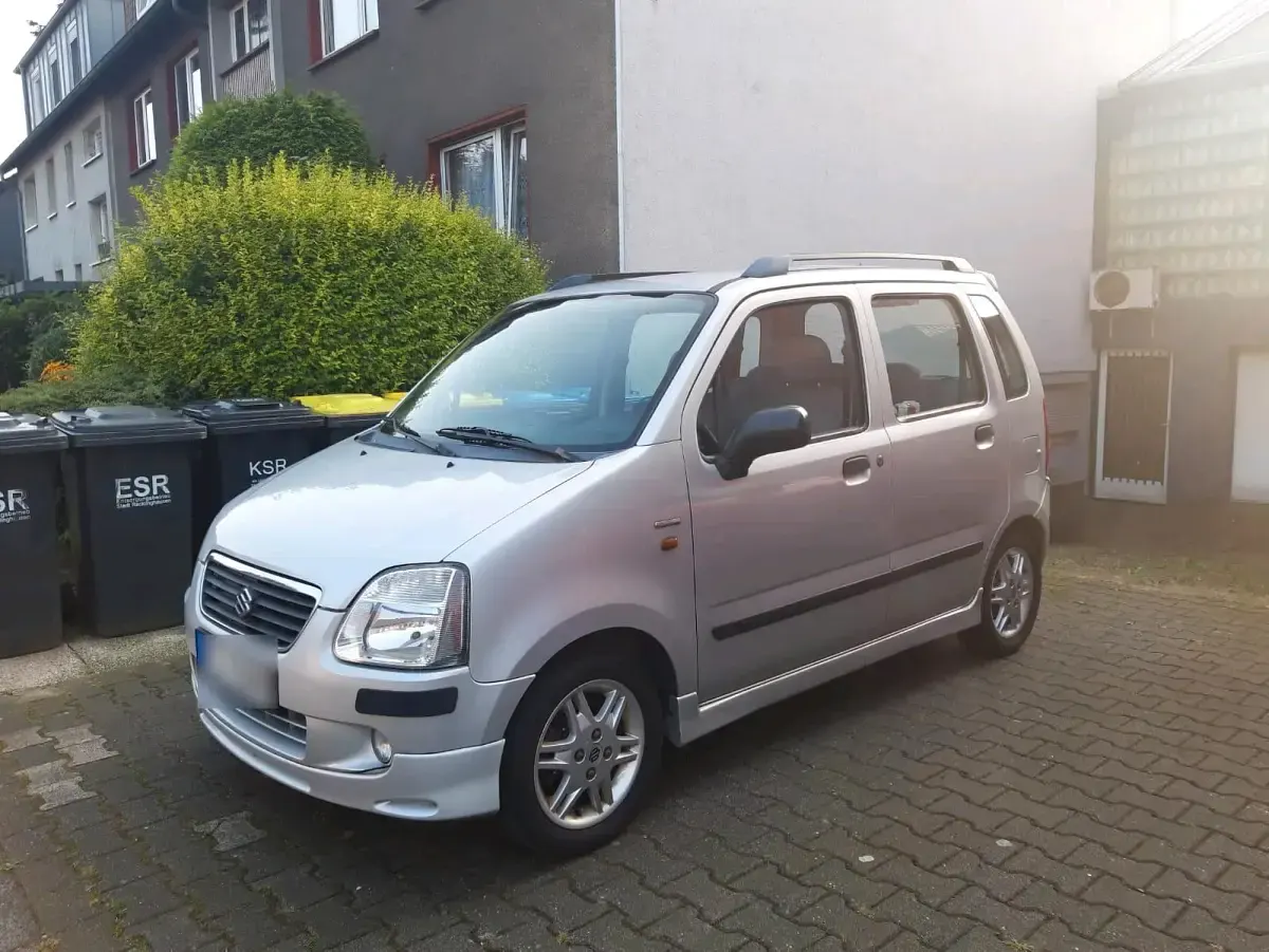 Gebraucht Suzuki Wagon R+ 76 PS (55 kW) 2003 Silber Van / Kleinbus