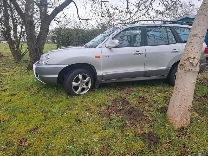 Gebraucht Hyundai Santa Fe 197 PS (144 kW) 2011 Silber SUV