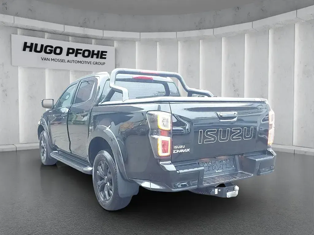 Gebraucht Isuzu D-Max 163 PS (119 kW) 2025 Schwarz Pickup