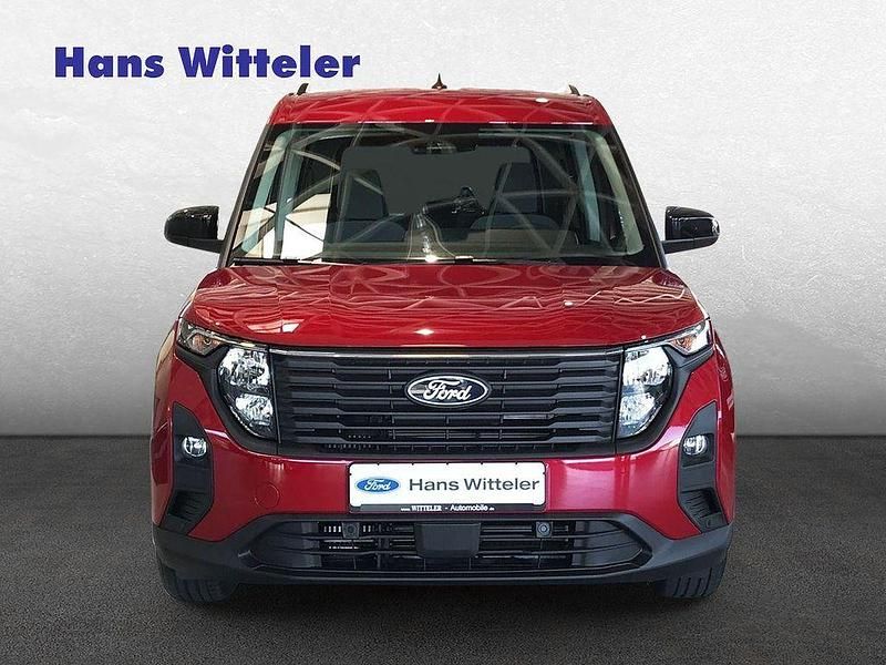 Gebraucht Ford Tourneo Courier Titanium 125 PS (91 kW) 2025 Rot Van / Kleinbus