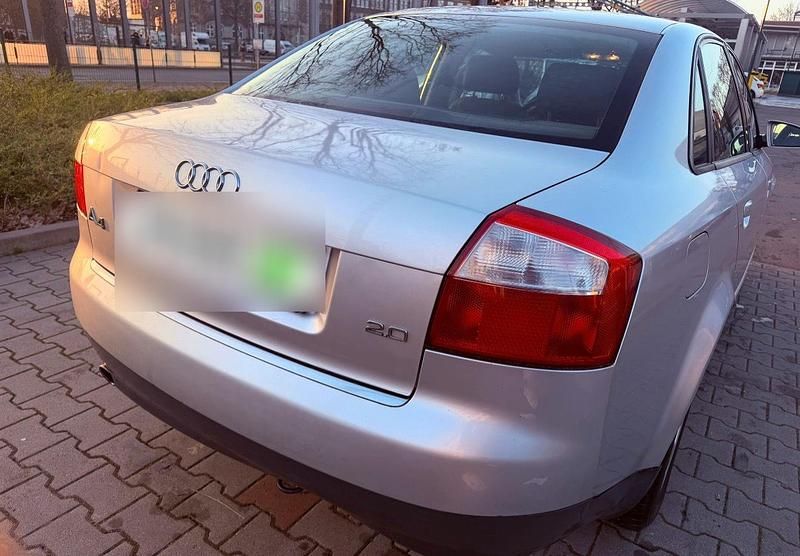 Gebraucht Audi A4 131 PS (96 kW) 2005 Silber Limousine