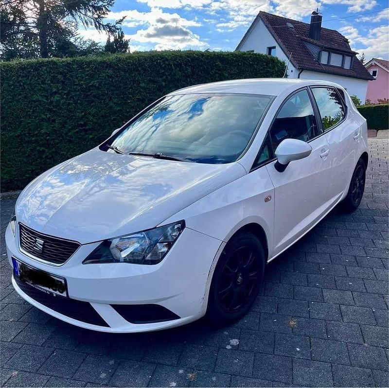 Weiß Gebraucht 2017 Seat Ibiza Reference Kleinwagen | 9.150 € (Guter Preis) - Bild 1/4