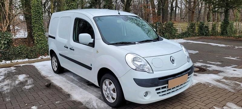 Usado Renault Kangoo 44 kW (60 HP) 2012 Branco Monovolume