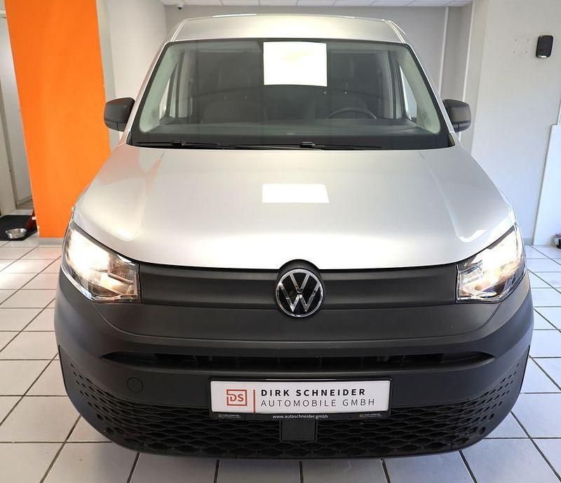 Gebraucht VW Caddy Basis 102 PS (75 kW) 2024 Silber Van / Kleinbus