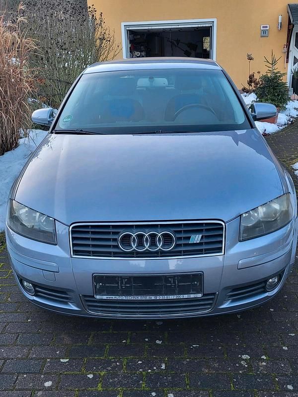 Gebraucht Audi A3 Ambiente 105 PS (77 kW) 2003 Blau Limousine