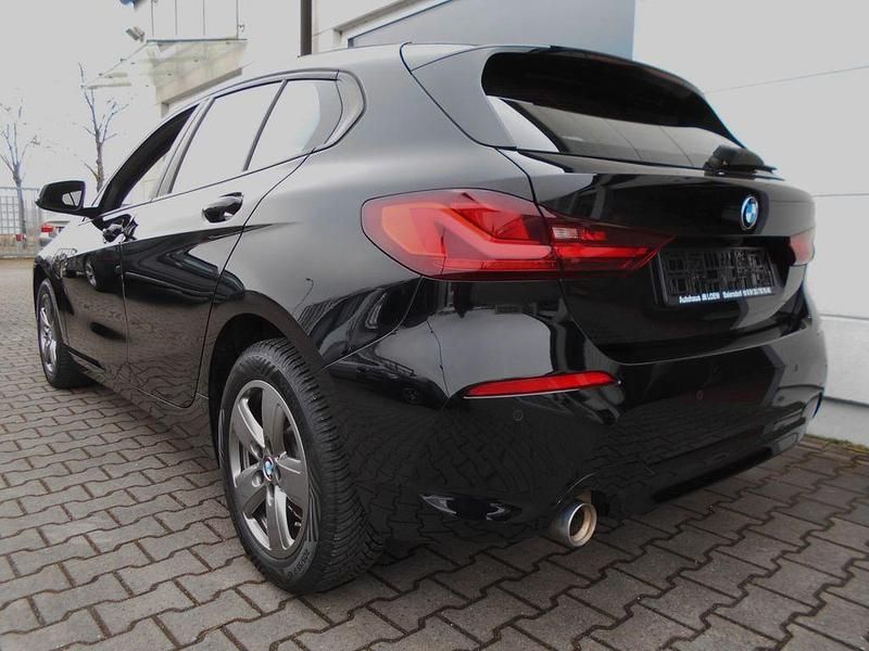 Gebraucht BMW 118 136 PS (100 kW) 2022 Schwarz Kleinwagen