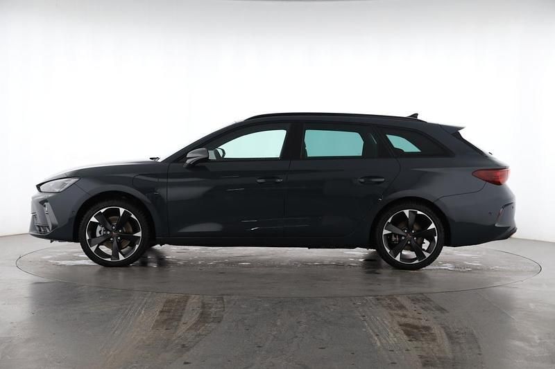 Usata Cupra Leon 204 CV (150 kW) 2025 Blu Station wagon