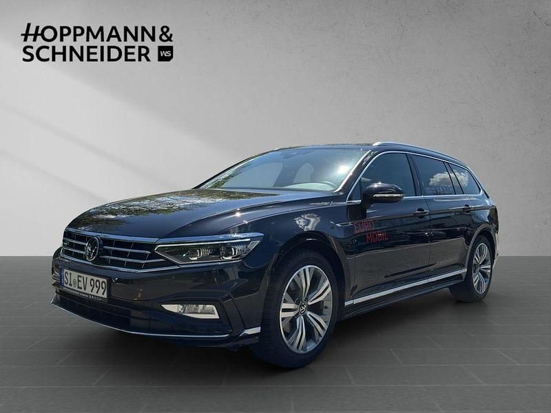 Deep black perleffekt Gebraucht 2023 VW Passat Business Kombi | 35.970 € - Bild 1/4