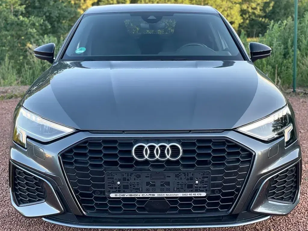 Gebraucht Audi A3 S-Line 150 PS (110 kW) 2021 Grau Limousine