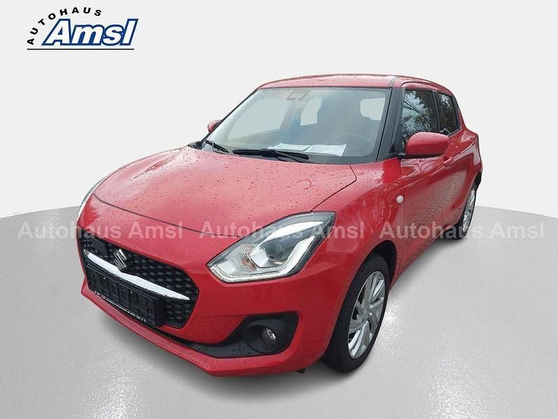 Gebraucht Suzuki Swift Comfort 83 PS (61 kW) 2022 Rot Kleinwagen