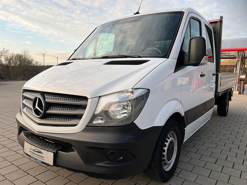 Gebraucht Mercedes Sprinter 163 PS (119 kW) 2018 Arktikweiss Van