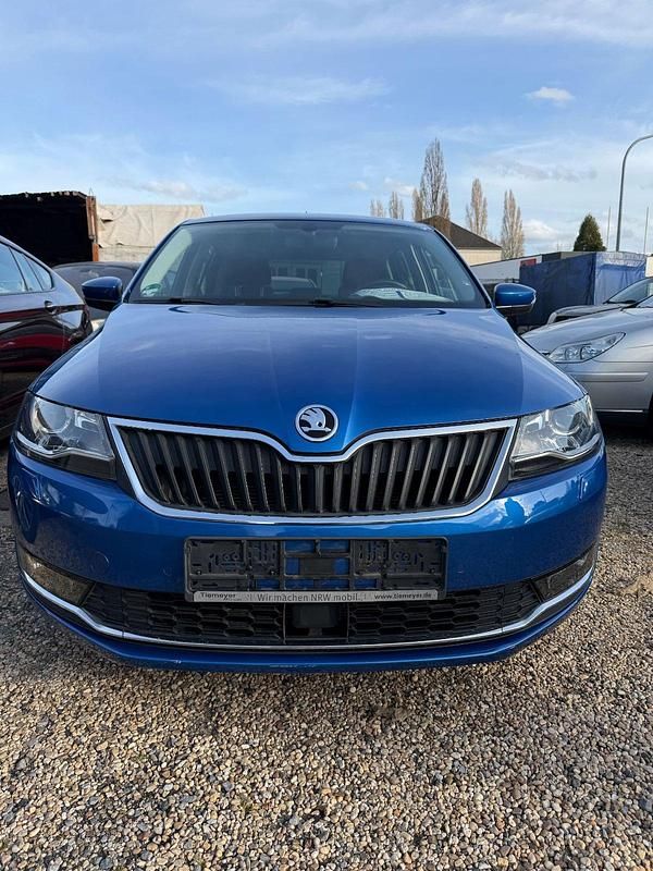 Gebraucht Skoda Rapid 125 PS (91 kW) 2018 Blau Kleinwagen