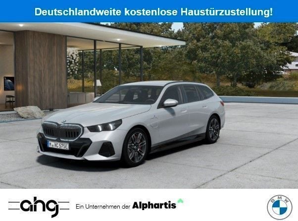 Grau Neu 2025 BMW 550e M Sport Kombi | 69.799 € - Bild 1/3