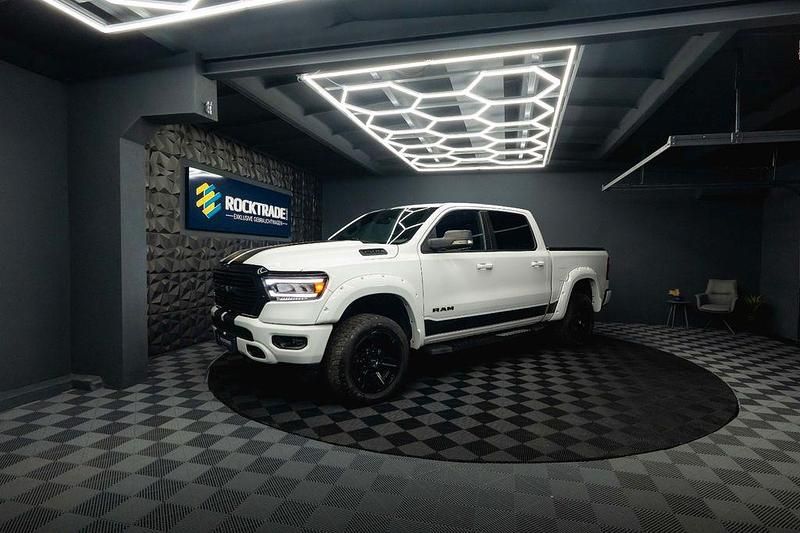 Gebraucht Dodge Ram 401 PS (294 kW) 2022 Weiß Pickup