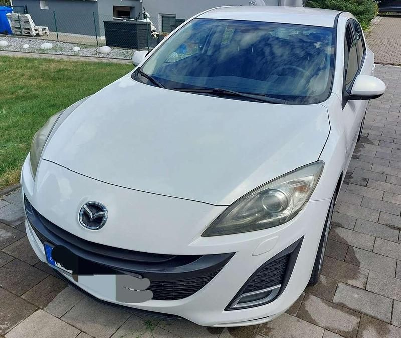 Weiß Gebraucht 2011 Mazda 3 Sports-Line Limousine | 7.000 € (Fairer Preis) - Bild 1/4