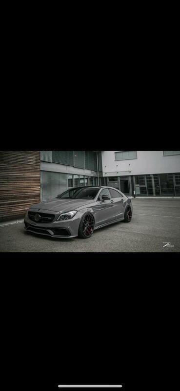 Grau Gebraucht 2011 Mercedes CLS500 AMG Coupé | 36.000 € - Bild 1/4