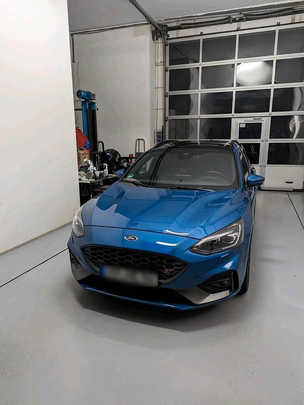 Gebraucht Ford Focus Performance Edition 280 PS (205 kW) 2019 Blau Kombi