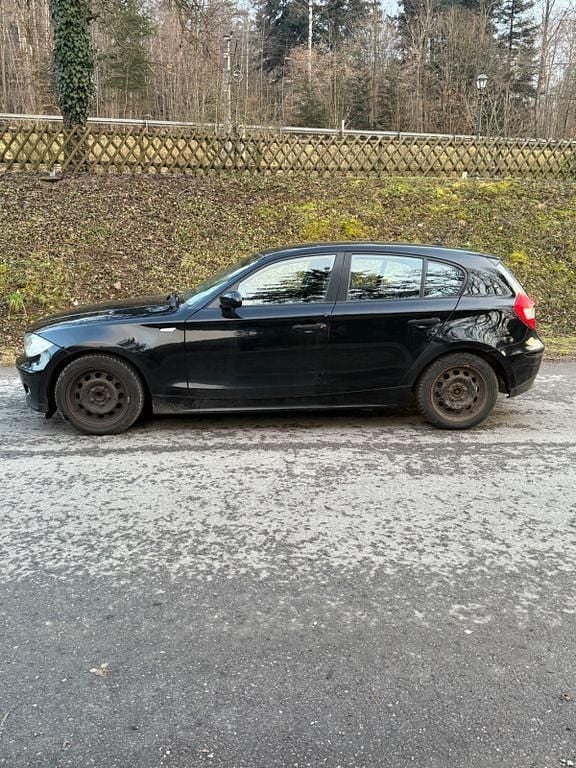 Schwarz Gebraucht 2006 BMW 116 Kleinwagen | 1.200 € (Superpreis) - Bild 1/4