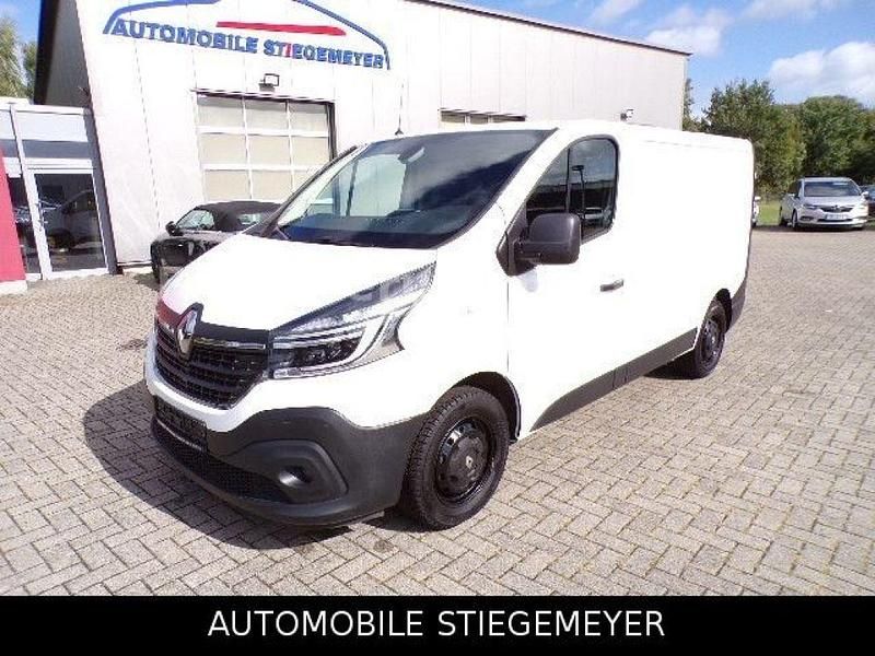Weiss Gebraucht 2020 Renault Trafic Van | 12.900 € (Teuer) - Bild 1/4