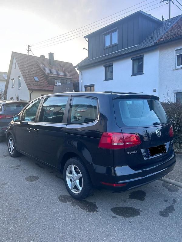 Gebraucht VW Sharan 140 PS (102 kW) 2010 Schwarz Van / Kleinbus