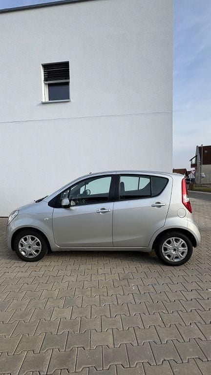 Gebraucht Suzuki Splash Comfort 86 PS (63 kW) 2010 Silber Kleinwagen