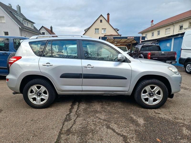 Gebraucht Toyota RAV4 150 PS (110 kW) 2009 Silber SUV