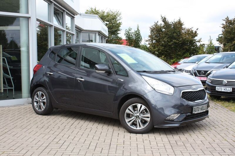 Grau Gebraucht 2017 Kia Venga Platinum Kleinwagen | 15.950 € (Fairer Preis) - Bild 1/4