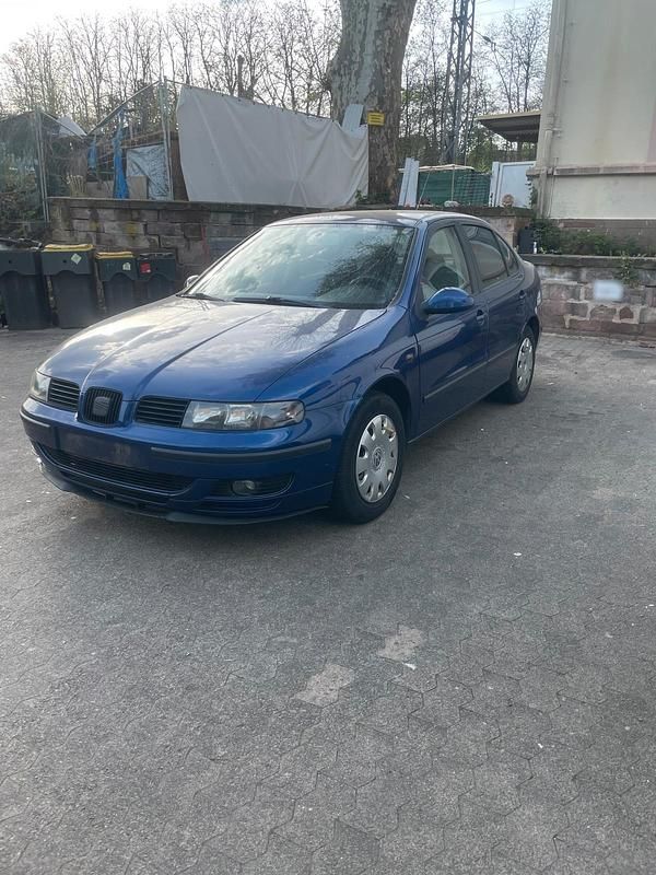 Gebraucht Seat Toledo 105 PS (77 kW) 2004 Blau Limousine