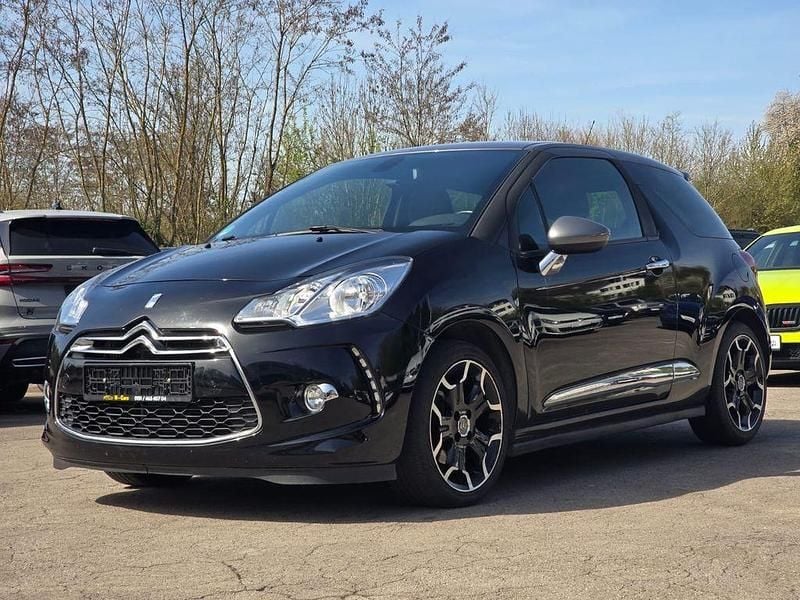 Gebraucht Citroën DS3 Sport Chic 156 PS (114 kW) 2014 Schwarz Limousine