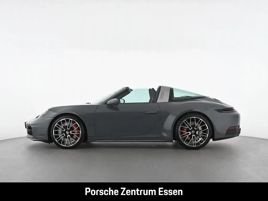 Neu Porsche 911 Targa 4S 480 PS (353 kW) 2026 Grau Cabrio