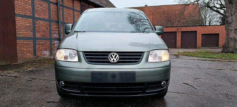 Gebraucht VW Caddy Maxi 105 PS (77 kW) 2009 Grün Van / Kleinbus