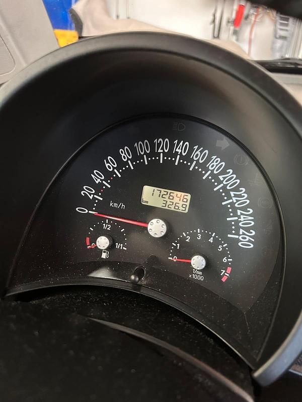 Blau Gebraucht 2000 VW Beetle Kleinwagen | 3.350 € (Teuer) - Bild 1/4