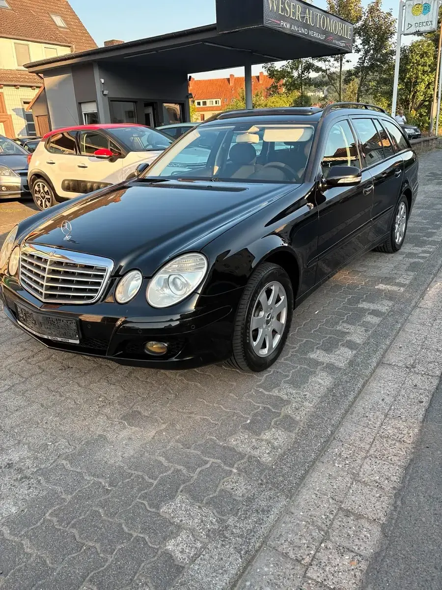 Gebraucht Mercedes E200 184 PS (135 kW) 2008 Schwarz Kombi