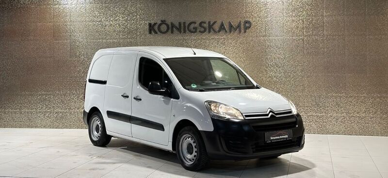 Weiß Gebraucht 2017 Citroën Berlingo Business Class Van / Kleinbus | 10.990 € (Teuer) - Bild 1/4