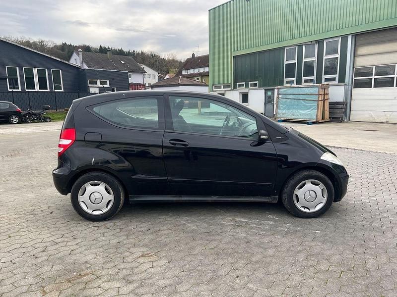 Gebraucht Mercedes A150 95 PS (69 kW) 2004 Schwarz Limousine