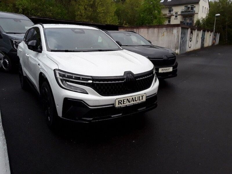 Weiß Neu 2025 Renault Austral Iconic Esprit Alpine SUV | 40.120 € (Teuer) - Bild 1/4