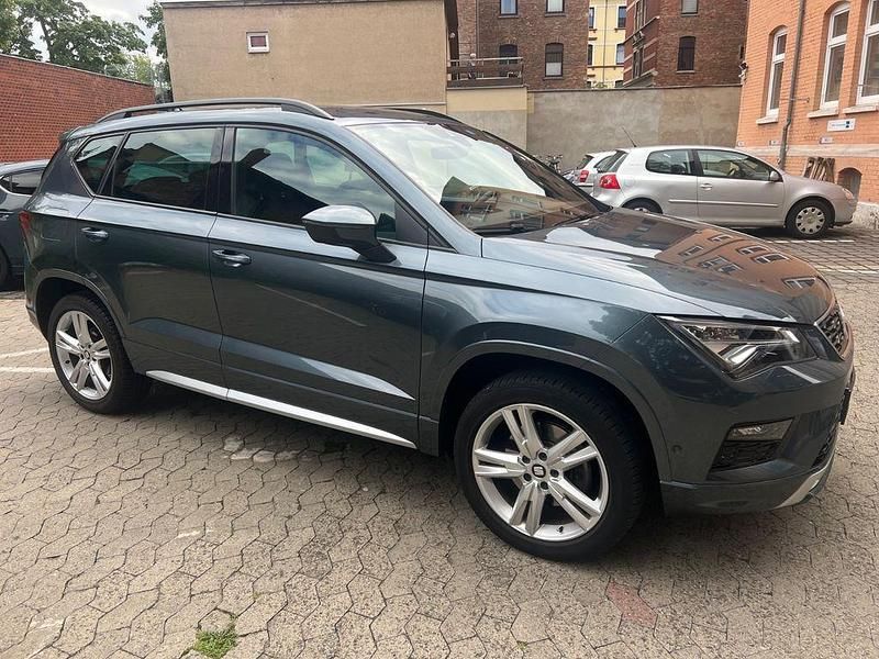 Gebraucht Seat Ateca 4Drive 190 PS (139 kW) 2019 Grau SUV