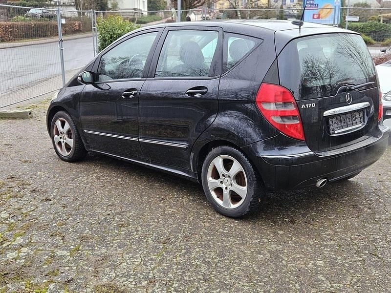 Gebraucht Mercedes 170 116 PS (85 kW) 2006 Schwarz Limousine