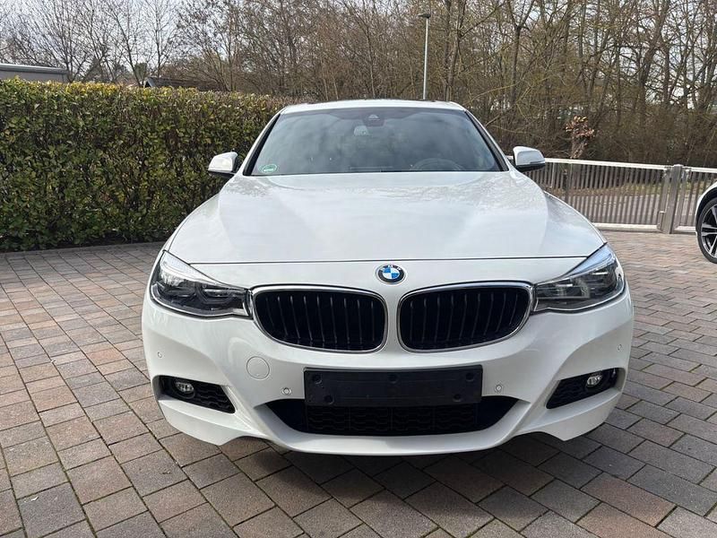 Gebraucht BMW 320 Gran Turismo Performance 184 PS (135 kW) 2018 Weiß Limousine