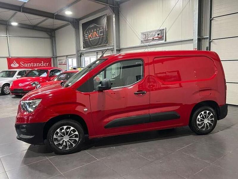 Gebraucht Opel Combo 102 PS (75 kW) 2019 Rot Van / Kleinbus
