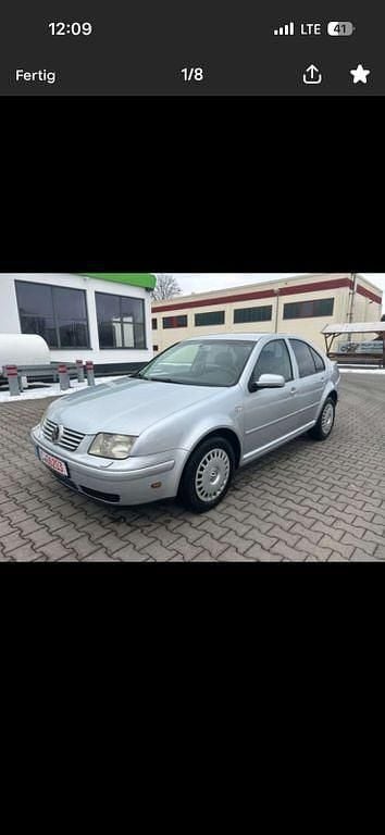 Gebraucht VW Bora Basis 101 PS (74 kW) 2003 Silber Limousine