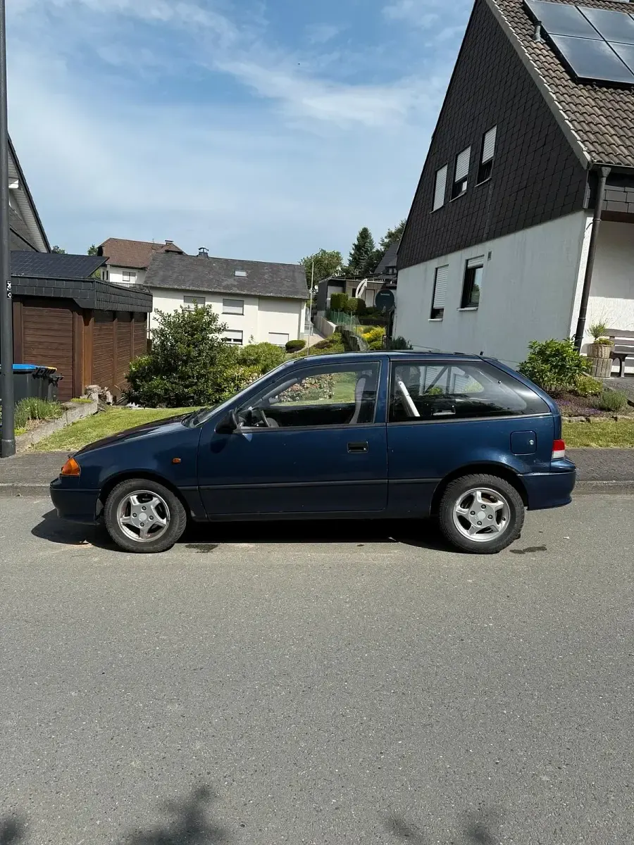 Gebraucht Subaru Justy 86 PS (63 kW) 2002 Blau Kleinwagen