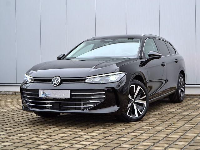 Gebraucht VW Passat Comfortline 150 PS (110 kW) 2024 Schwarz Kombi