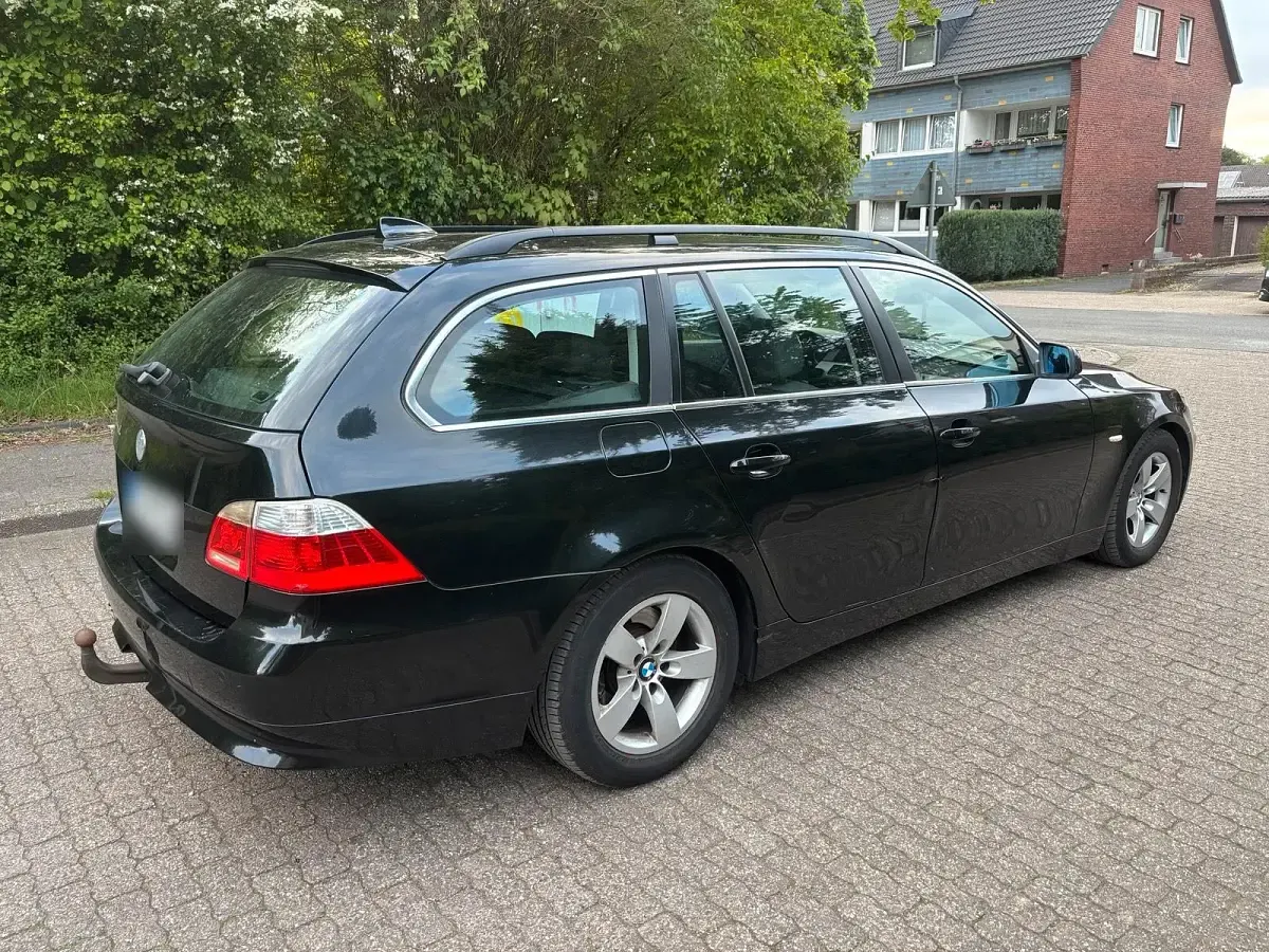 Second-hand BMW 525 2005 Negru Break