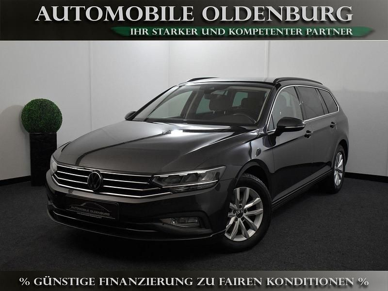 Grau Gebraucht 2022 VW Passat Business Kombi | 19.900 € (Guter Preis) - Bild 1/3