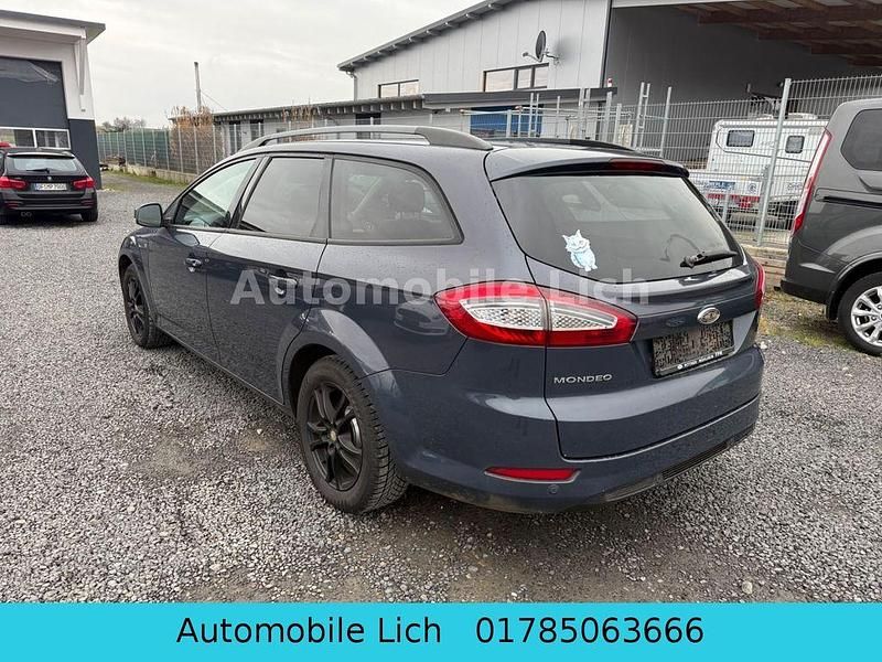 Gebraucht Ford Mondeo Trend 160 PS (117 kW) 2011 Grau Limousine