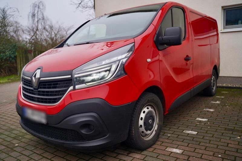 Rot Gebraucht 2019 Renault Trafic Van | 14.400 € (Superpreis) - Bild 1/4